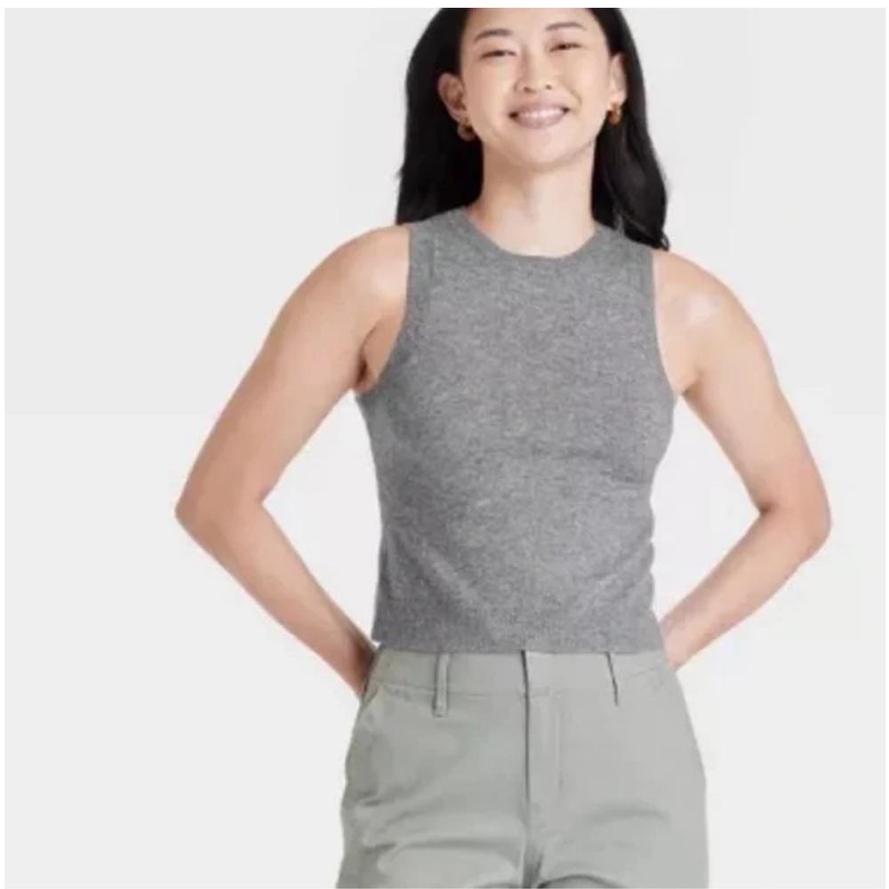 a new day knit crewneck cropped sleeveless pullover top extra small like new
